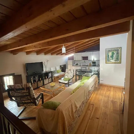 Atico Aires De Gredos Appartement Candeleda Buitenkant foto